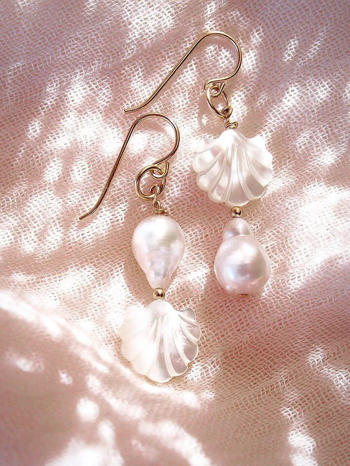 Asymmetrical Shell & Pearl Earrings - Momi