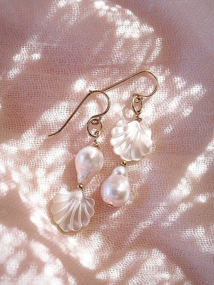 Asymmetrical Shell & Pearl Earrings - Momi