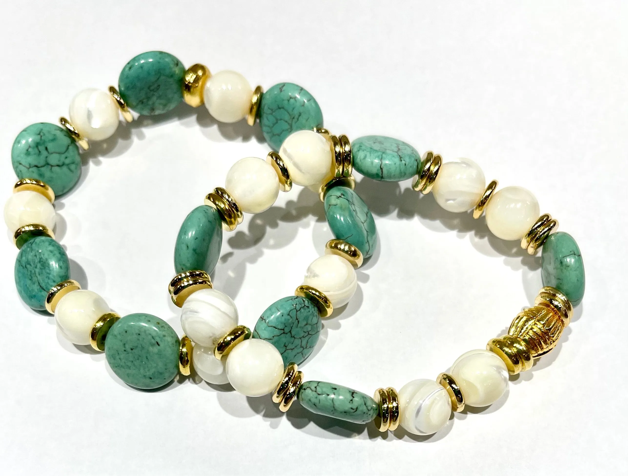 Creamy Mother of Pearl & Green Turquoise Gemstone Bracelet