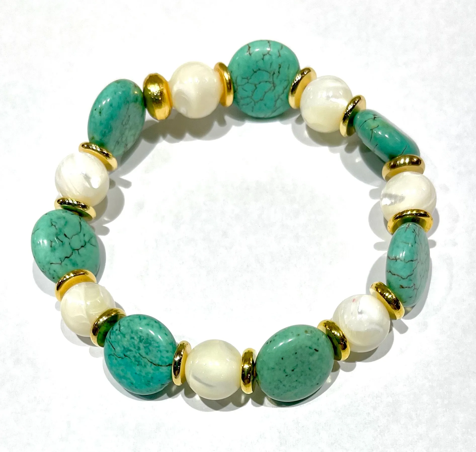 Creamy Mother of Pearl & Green Turquoise Gemstone Bracelet