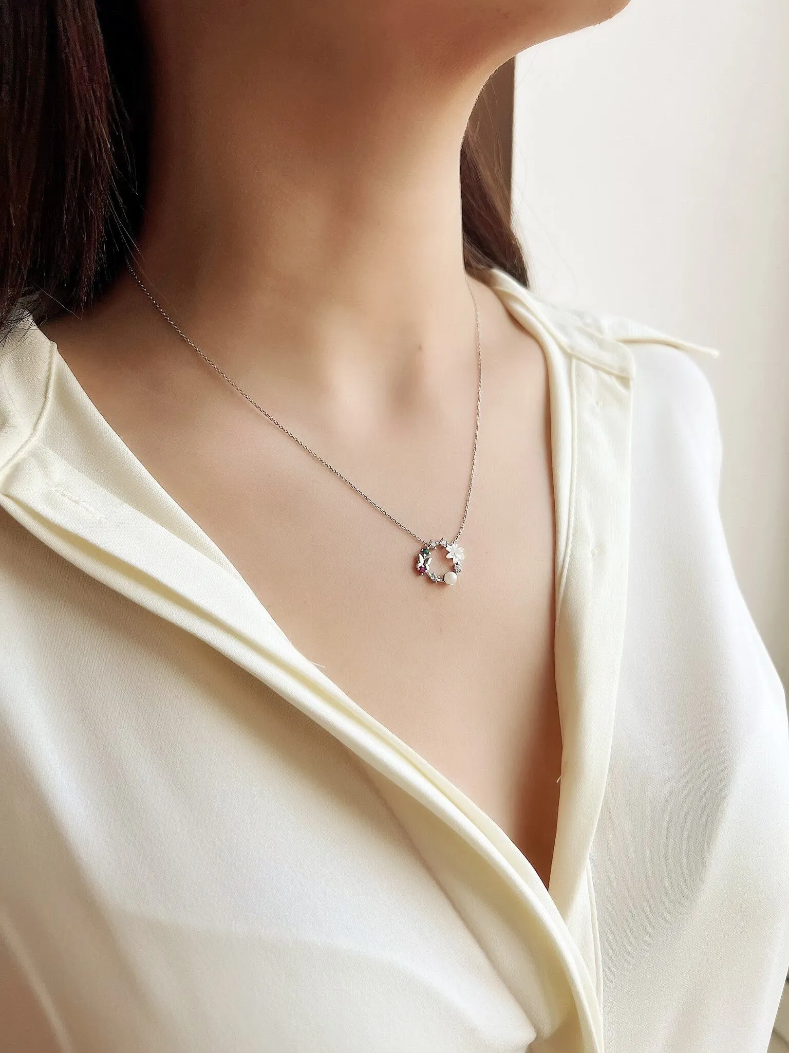 Dainty Flower Necklaces | Spring Flower Necklaces | Flower Silver Necklaces | Dainty Gold Necklaces | Gift For Her | Mothers Day Gift