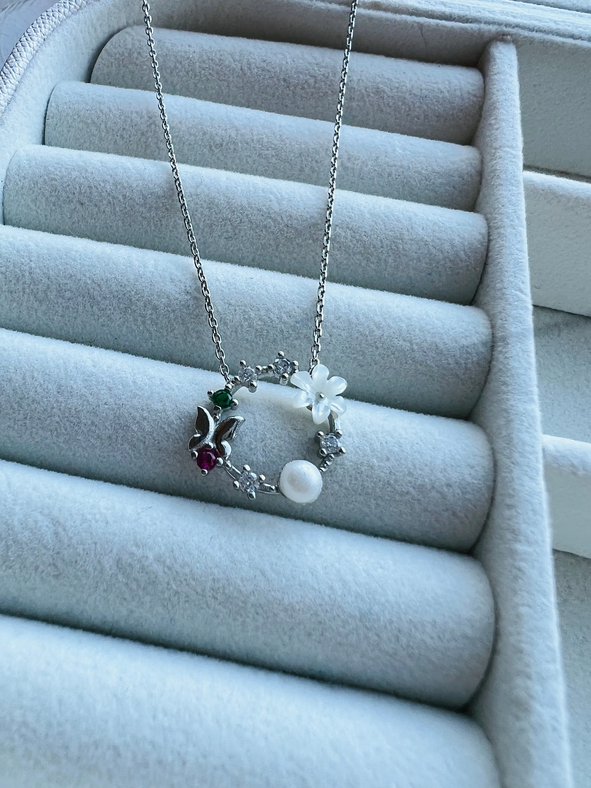 Dainty Flower Necklaces | Spring Flower Necklaces | Flower Silver Necklaces | Dainty Gold Necklaces | Gift For Her | Mothers Day Gift