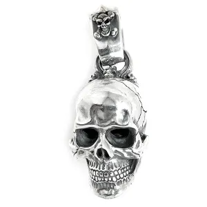 Giant Skull Pendant