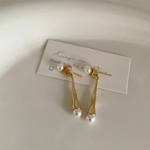 Just Lil Things Gold Pin Earrings jlt11923