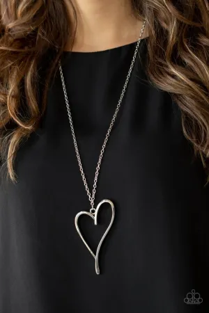 Paparazzi Necklace ~ HEARTS So Good - Silver