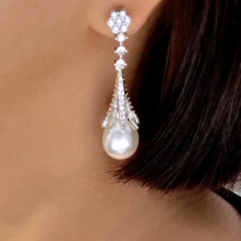 "Anyani" - Pearl Bridal Earrings - Available in Gold and Silver