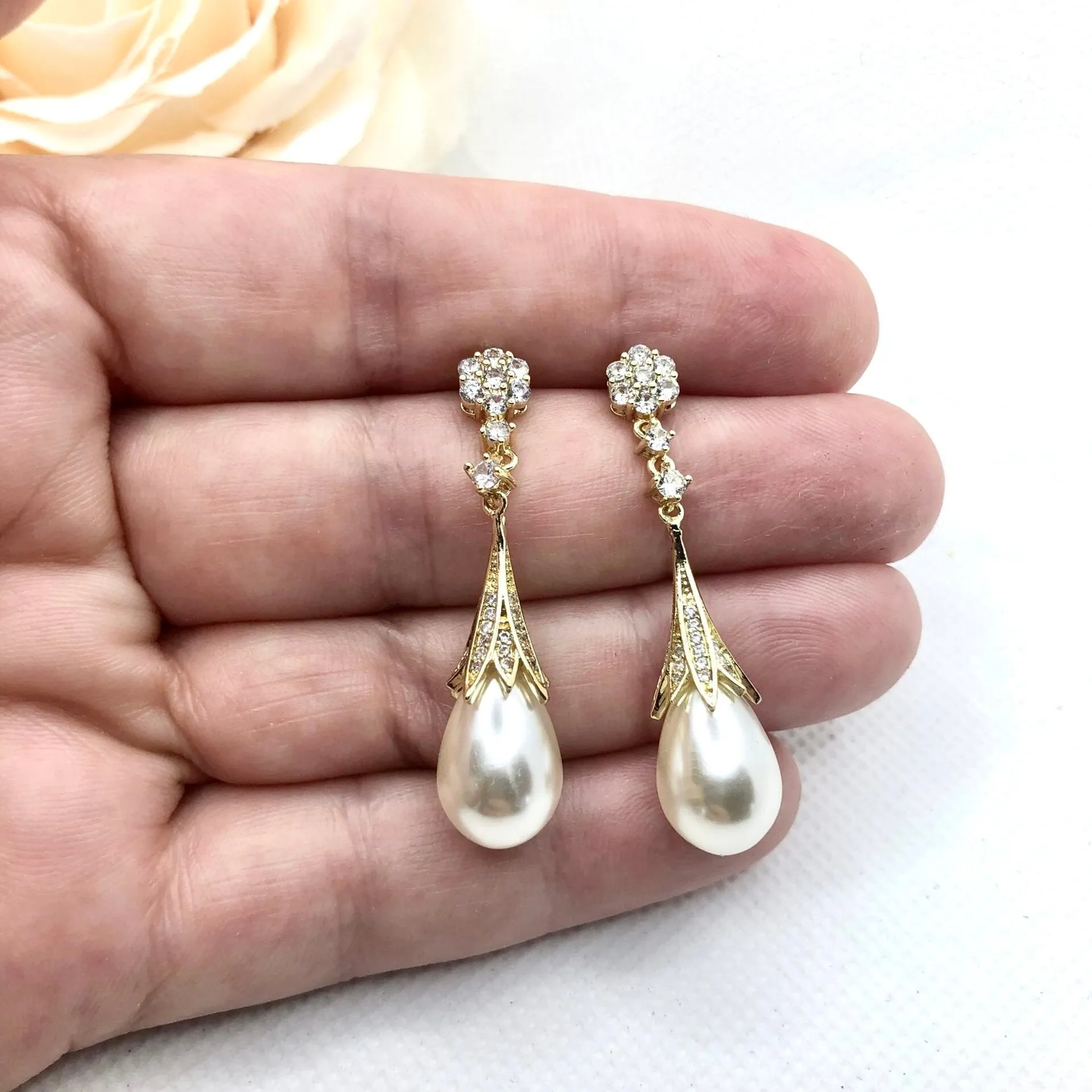 "Anyani" - Pearl Bridal Earrings - Available in Gold and Silver