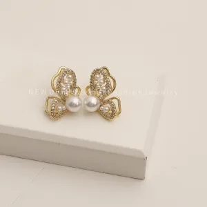 Trendy Butterfly Pearl Earring