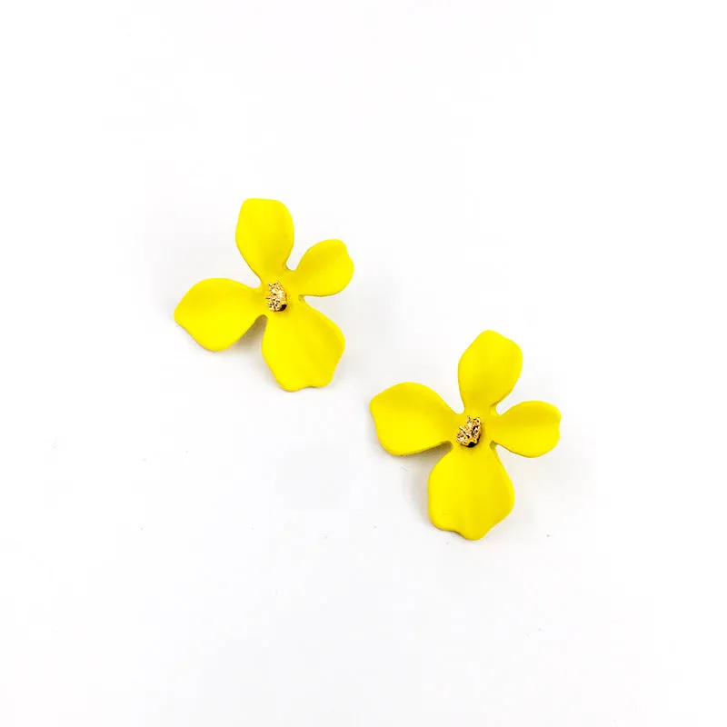 Trendy Flower Earrings Set with Personalized Design for Cross-border Fashion Market