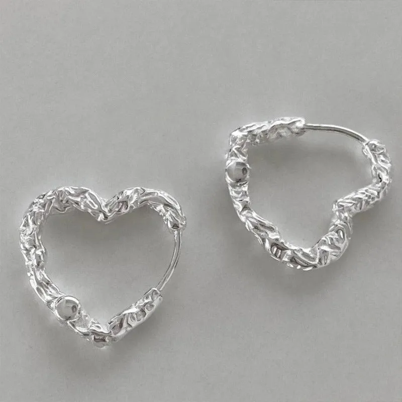 Trendy Jewelry Foil-Inspired Heart-Shaped Hoop Earrings