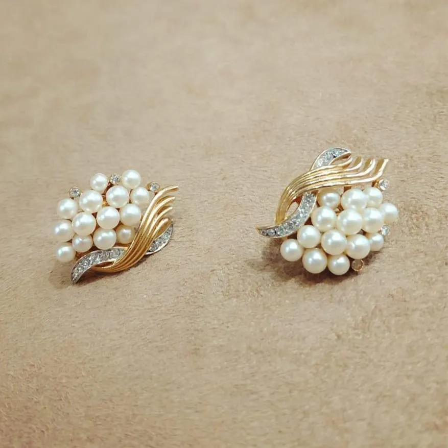 Trifari Golden Crystal Pearl Bridal Vintage Earrings 002