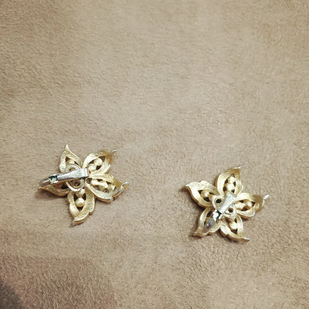 Trifari Vintage Star Pearl Earrings Clip On