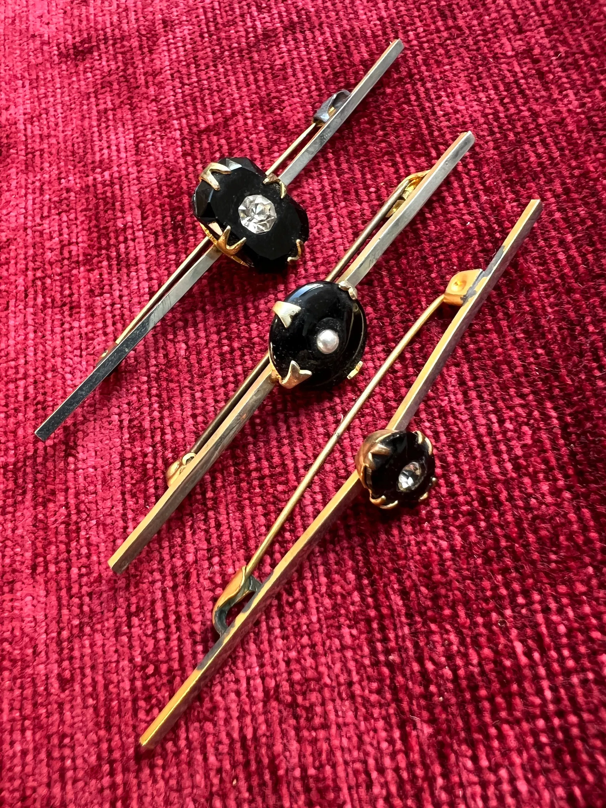 Vintage Bar Brooch - Black Glass in 3 Designs